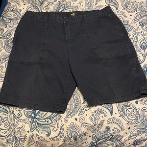 🌻3 for $25 Old navy men’s shorts, size 38